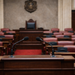 Demokratija bez publike: Balkan kao političko pozorište bez gledalaca