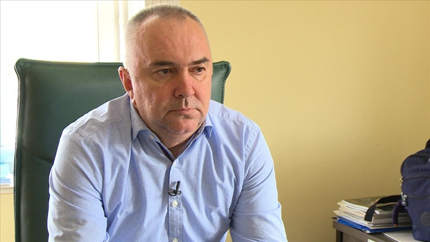 Između redova s Almirom Bečarevićem: Ko je odgovoran za ekonomski slom koji živimo?