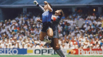 Božija ruka ili đavolji plan: Ko je bio Diego Armando Maradona?