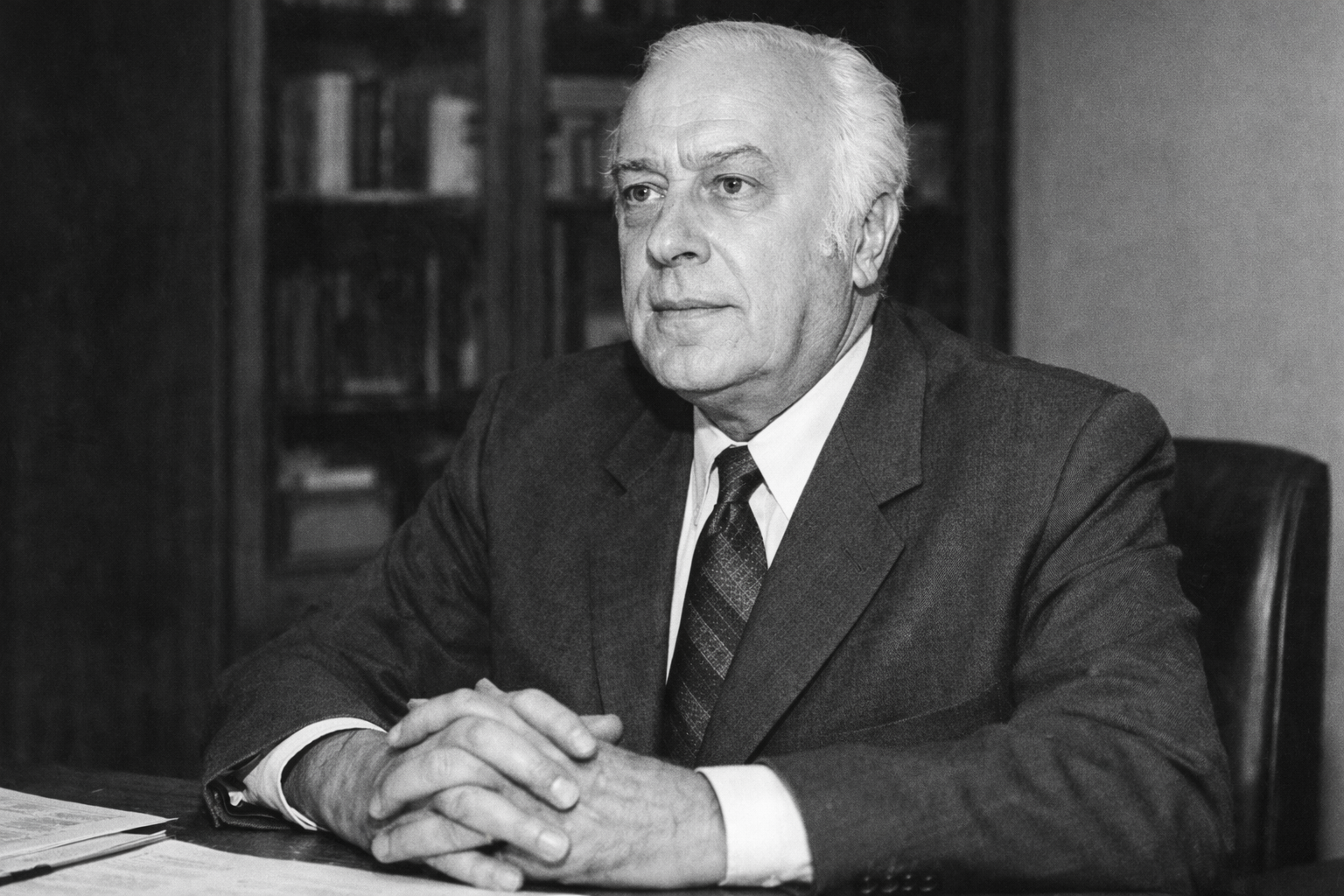 In memoriam: Skender Kulenović – Glas Bosne koji šapuće vječnost